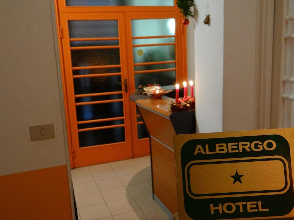 Hotel Amendola Fiera Milán Exterior foto