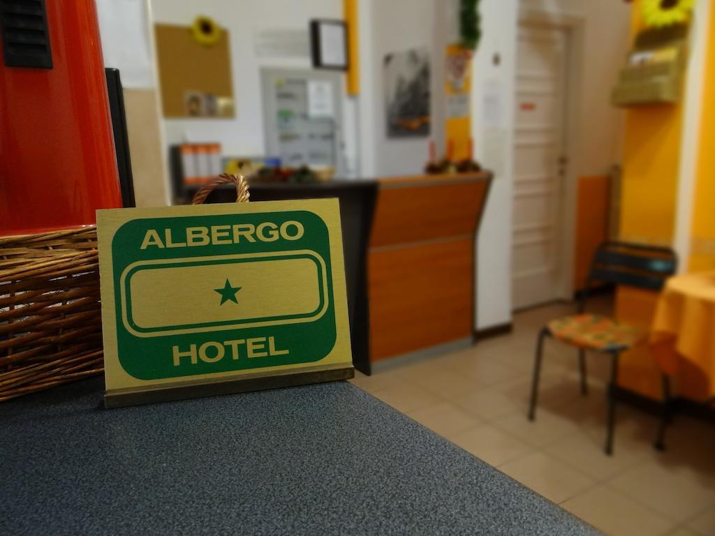 Hotel Amendola Fiera Milán Exterior foto